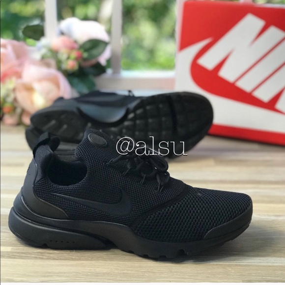 NWT Nike Air Presto Fly Black WMNS - Picture 5 of 8